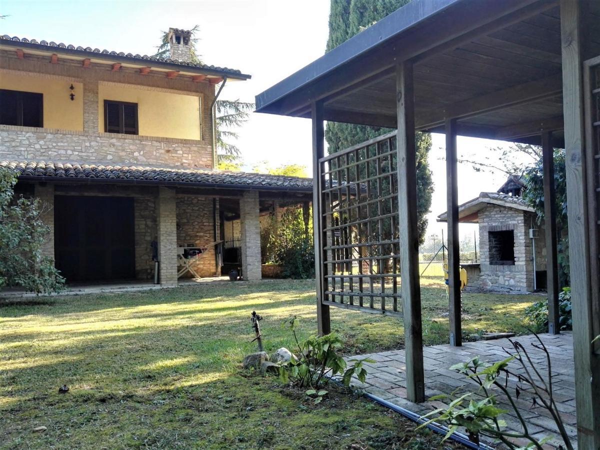Villa Con Piscina Assisi Exteriér fotografie